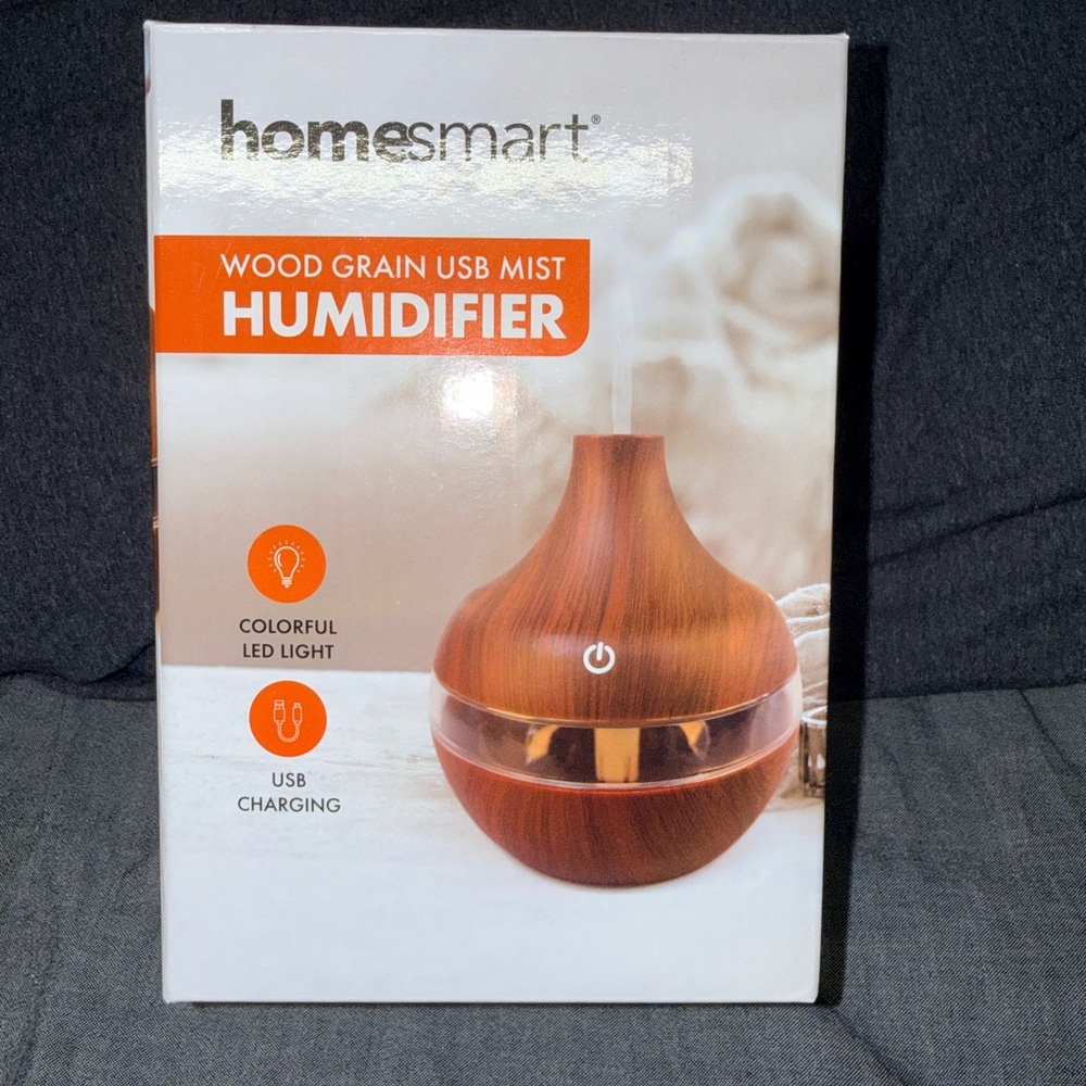 Sold Wood Grain USB Mist Humidifier with LED Light